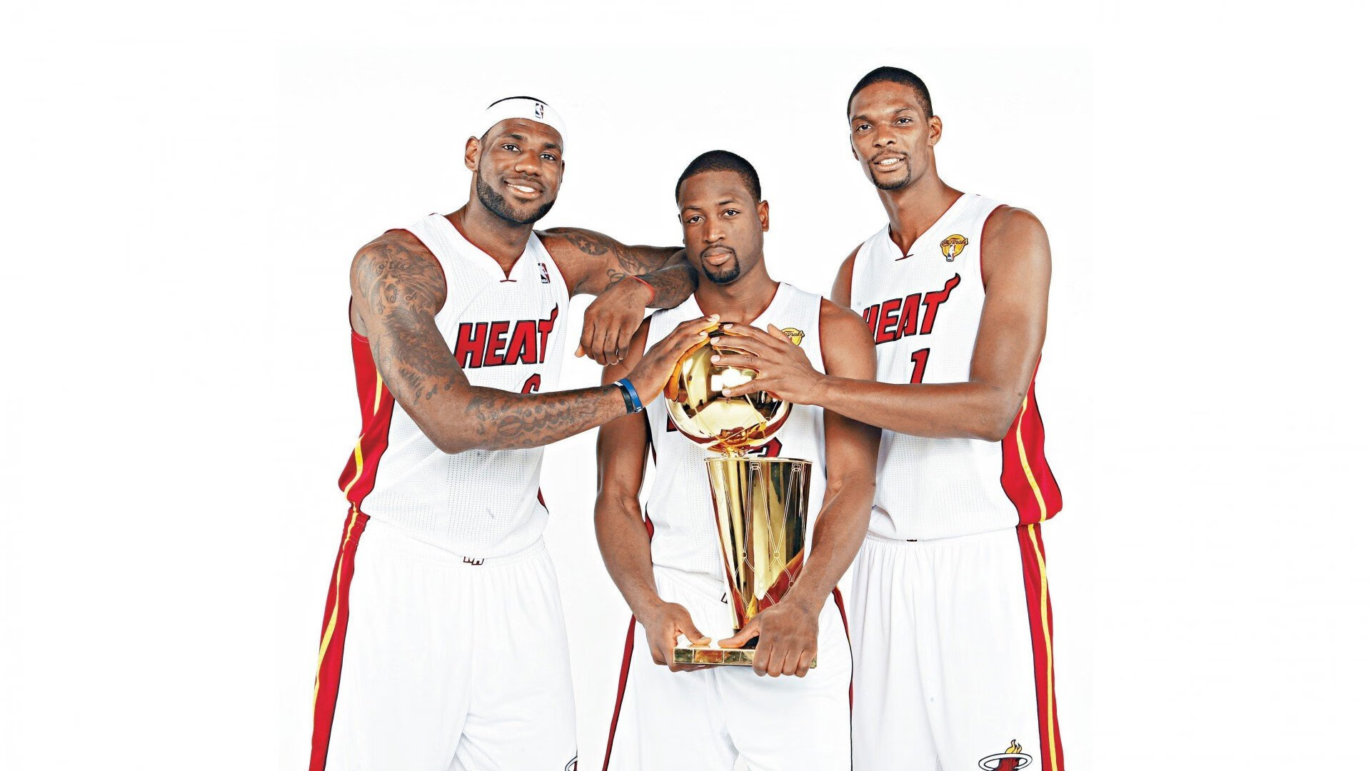 世界杯精彩战况：每场比赛都令人热血沸腾！，世界杯比赛集锦